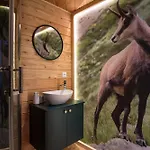 Glamp Mala Laka Jacuzzi & Sauna