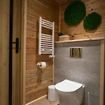 Glamp Mala Laka Jacuzzi & Sauna Campismo de Luxo *