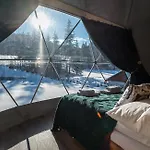 Campismo de Luxo Glamp Mala Laka Jacuzzi & Sauna *