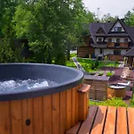 Glamp Mala Laka Jacuzzi & Sauna Campismo de Luxo *