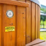 Luxussátor Glamp Mala Laka Jacuzzi & Sauna *