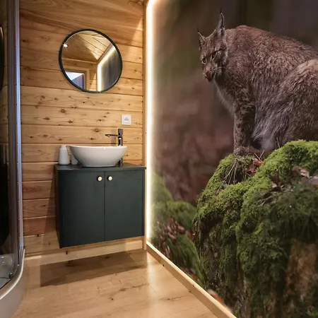 럭셔리텐트 Glamp Mala Laka Jacuzzi & Sauna *