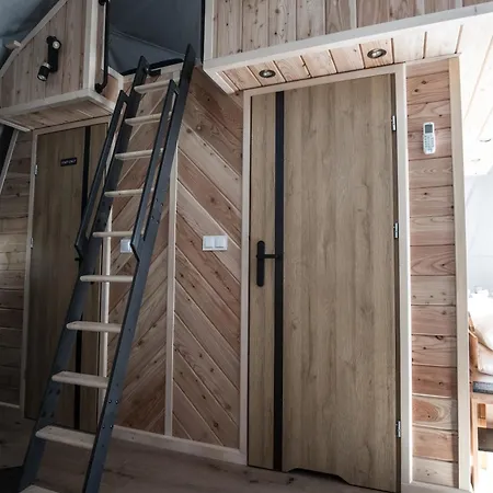 Glamp Mala Laka Jacuzzi & Sauna