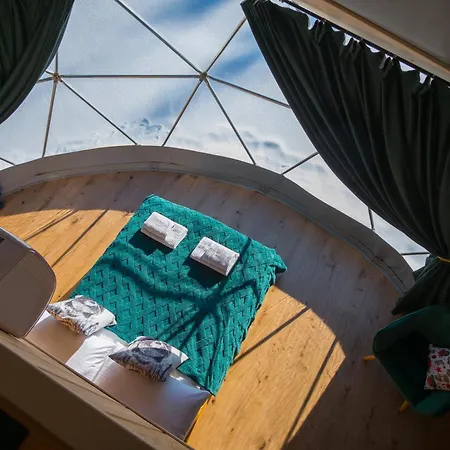 Glamp Mala Laka Jacuzzi & Sauna 럭셔리텐트