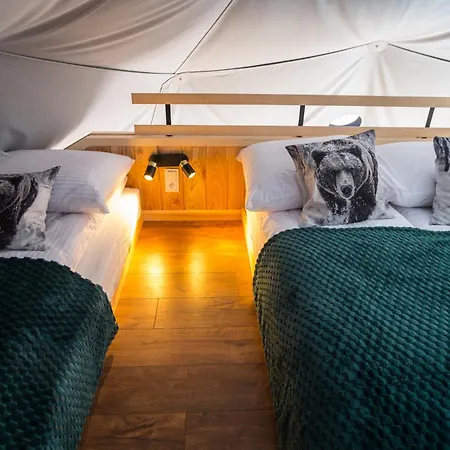 Glamp Mala Laka Jacuzzi & Sauna * 자코파네