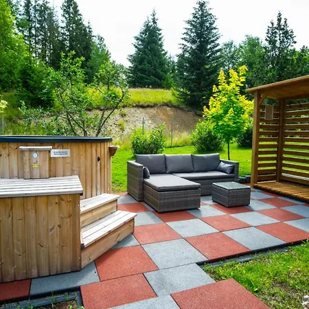 Glamp Mala Laka Jacuzzi & Sauna خيمة فخمة زاكوباني