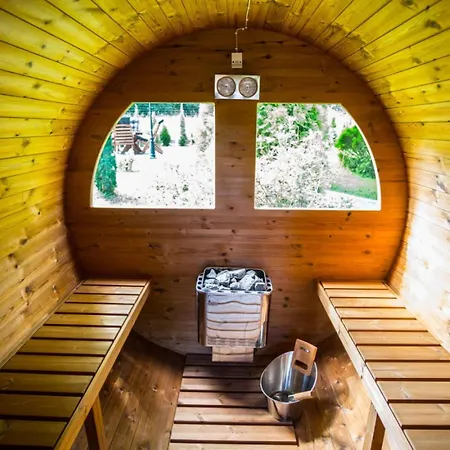 Glamp Mala Laka Jacuzzi & Sauna 럭셔리텐트 *