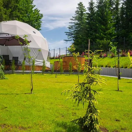 Glamp Mala Laka Jacuzzi & Sauna 럭셔리텐트 자코파네