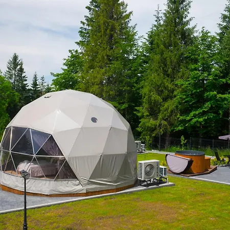 Glamp Mala Laka Jacuzzi & Sauna 자코파네