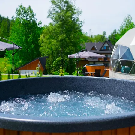 럭셔리텐트 Glamp Mala Laka Jacuzzi & Sauna *