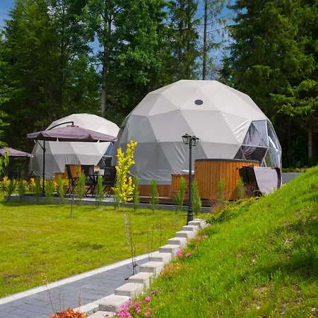 خيمة فخمة Glamp Mala Laka Jacuzzi & Sauna زاكوباني