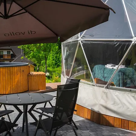 Glamp Mala Laka Jacuzzi & Sauna 럭셔리텐트 자코파네