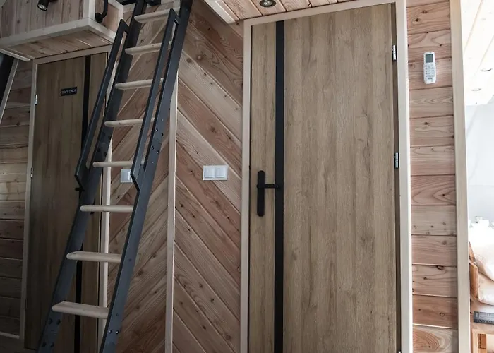 Glamp Mala Laka Jacuzzi & Sauna