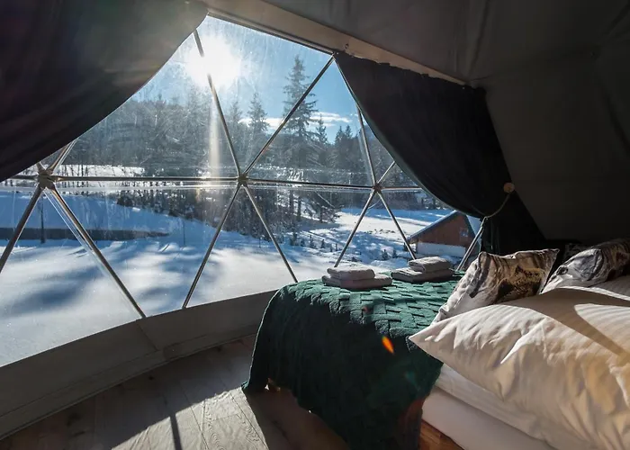 Campo de lujo Glamp Mala Laka Jacuzzi & Sauna *