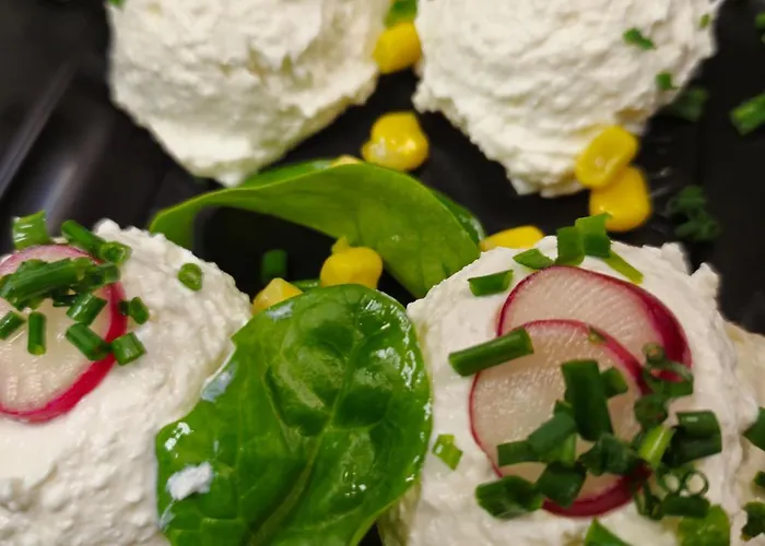 Campo de lujo Glamp Mala Laka Jacuzzi & Sauna *